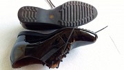 Туфли женские чёрные, лакированные, со шнурками бу в отл. состоянии Краснодар