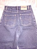 Продам новые джинсы женские 46-48 США по талии 72 см, по боковому шву 104см, по верху джинсов 59 см Новосибирск объявление с фото