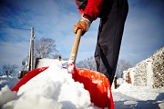 Уборка и чистка снега Новосибирск объявление с фото