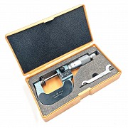 Микрометр Зубомерный МЗ-25 0-25мм (0,01) (с отчетным цифровым устройством) Japan13230 Москва объявление с фото